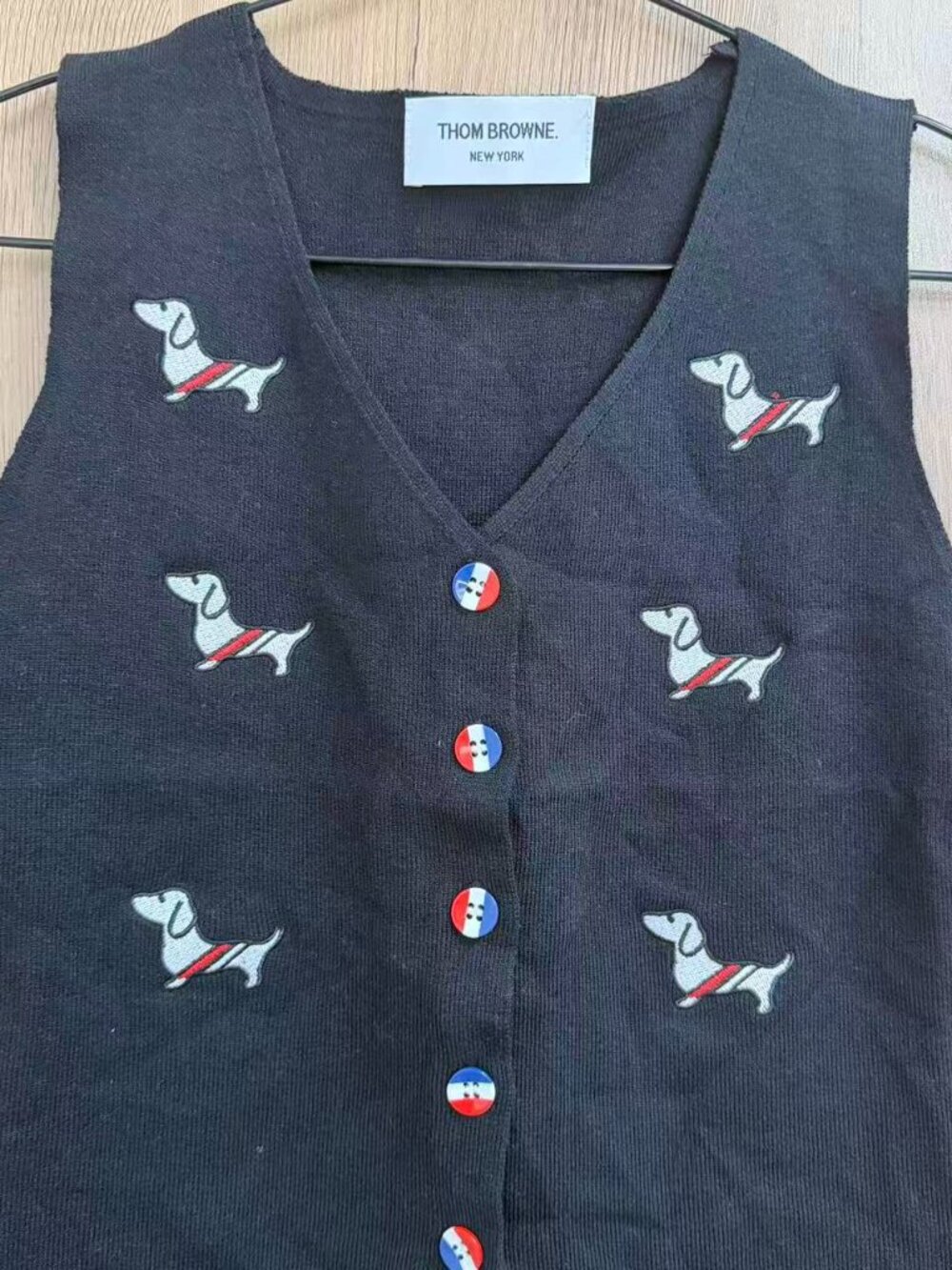 ⚫Thom Browne Black Knit Vest All Over Dachshund Embroidery Button Front - Picture 2 of 4
